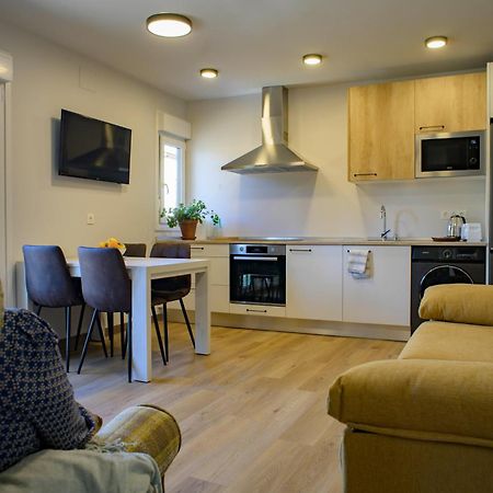 Apartamentos El Puente Коваррубиас Экстерьер фото